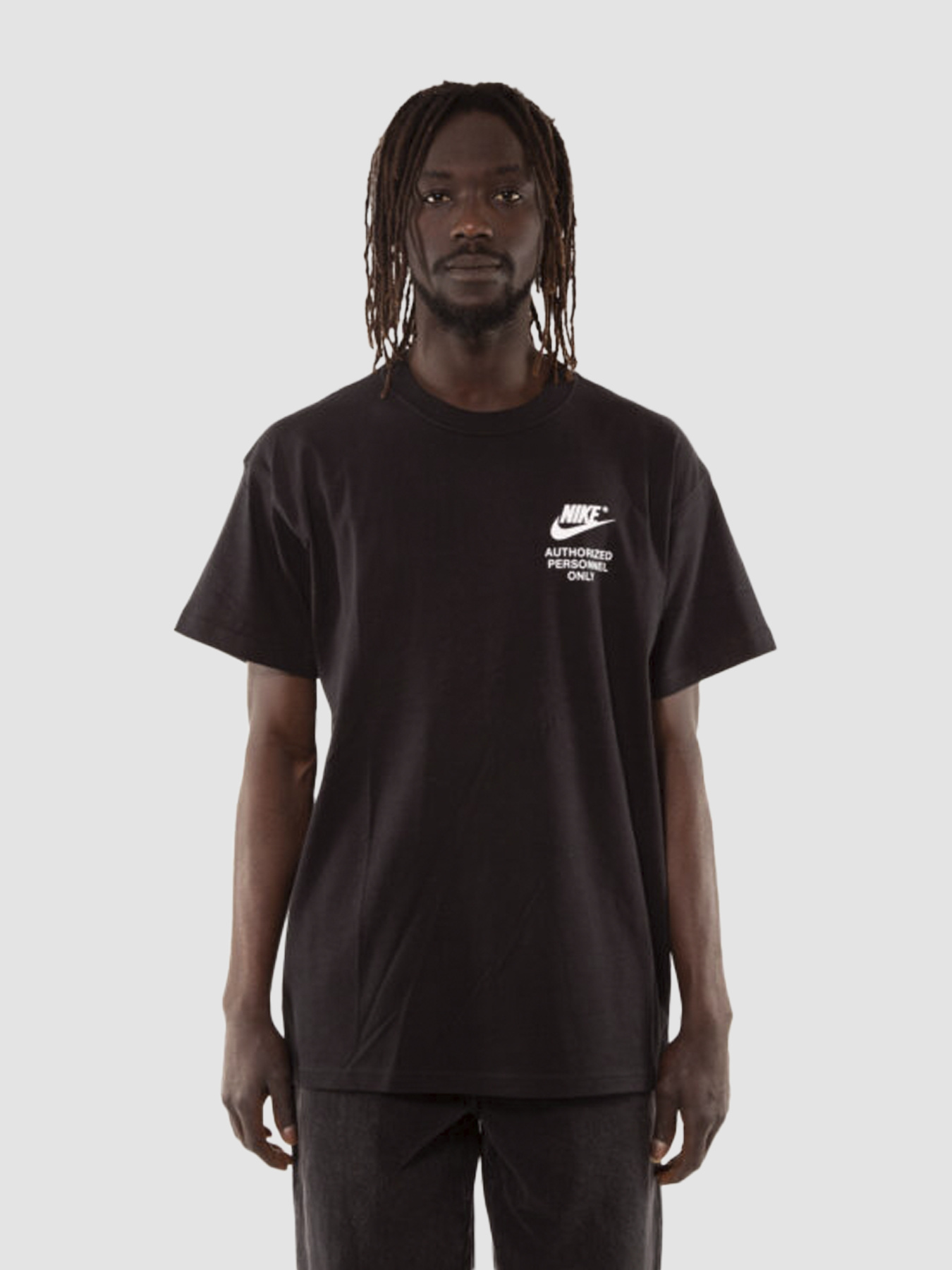 Футболки и поло NIKE Nsw Authrzd Personnel Tee модель DM6427-010 Фото