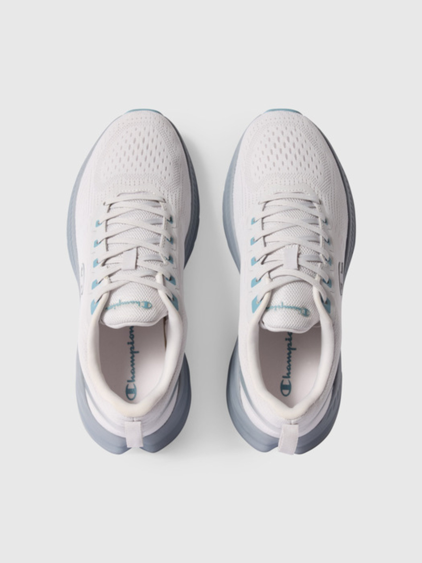 Кроссовки Champion ALPHA MAX Low Cut модель S60011-ES006 Кроссовки Champion ALPHA MAX Low Cut модель S60011-ES006 Фото