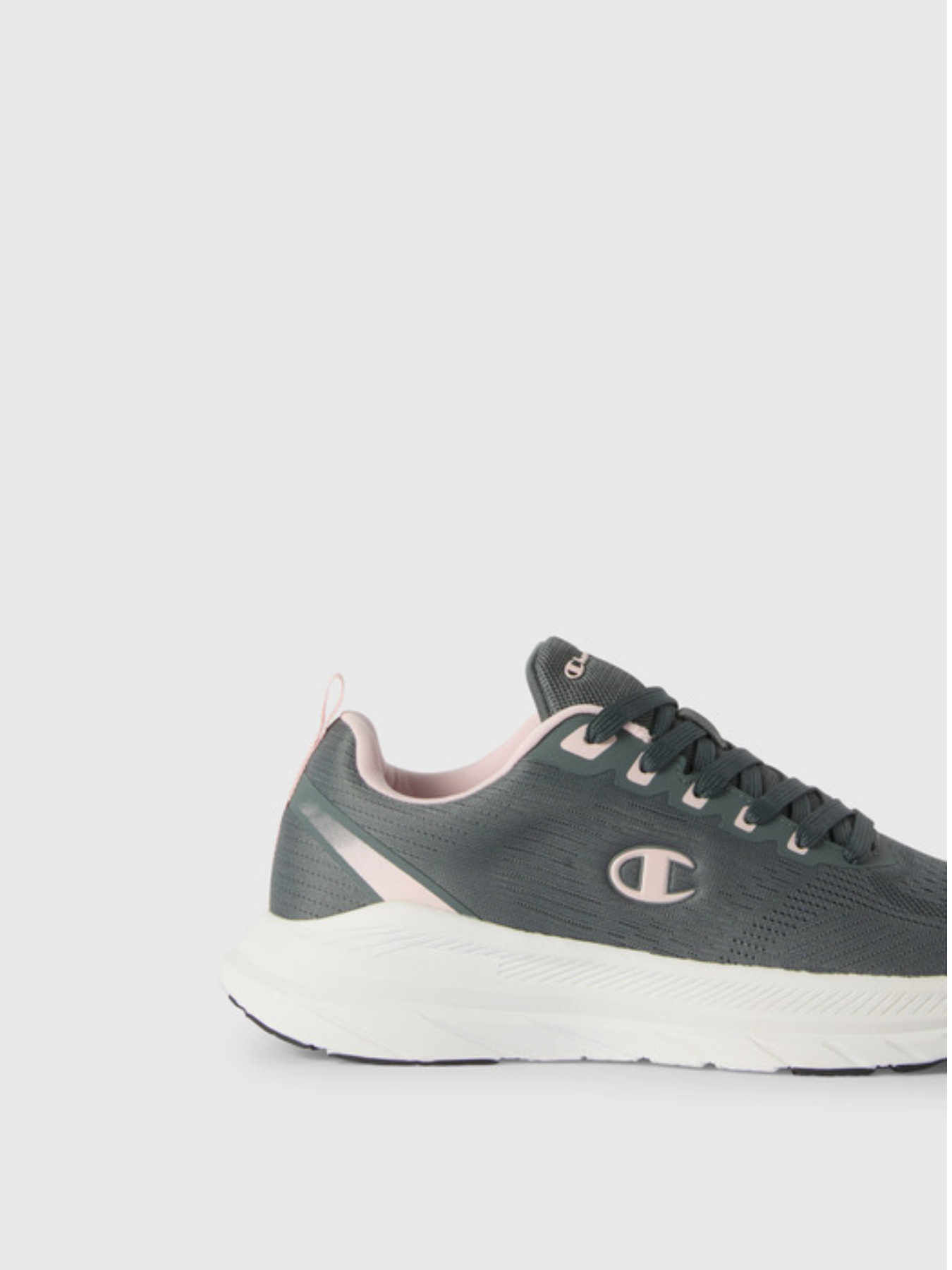 Кроссовки Champion ALPHA MAX Low Cut модель S60011-ES017 Кроссовки Champion ALPHA MAX Low Cut модель S60011-ES017 Фото