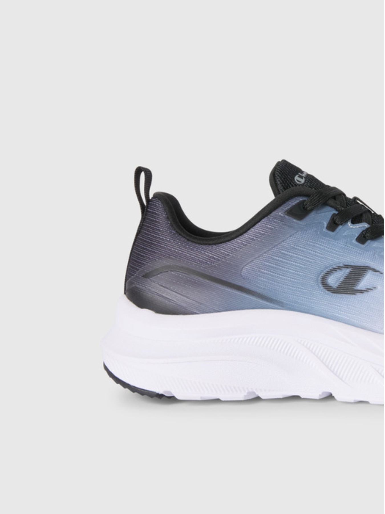 Кроссовки Champion ALPHA SUPERMAX Low Cut модель S60013-KK003 Кроссовки Champion ALPHA SUPERMAX Low Cut модель S60013-KK003 Фото