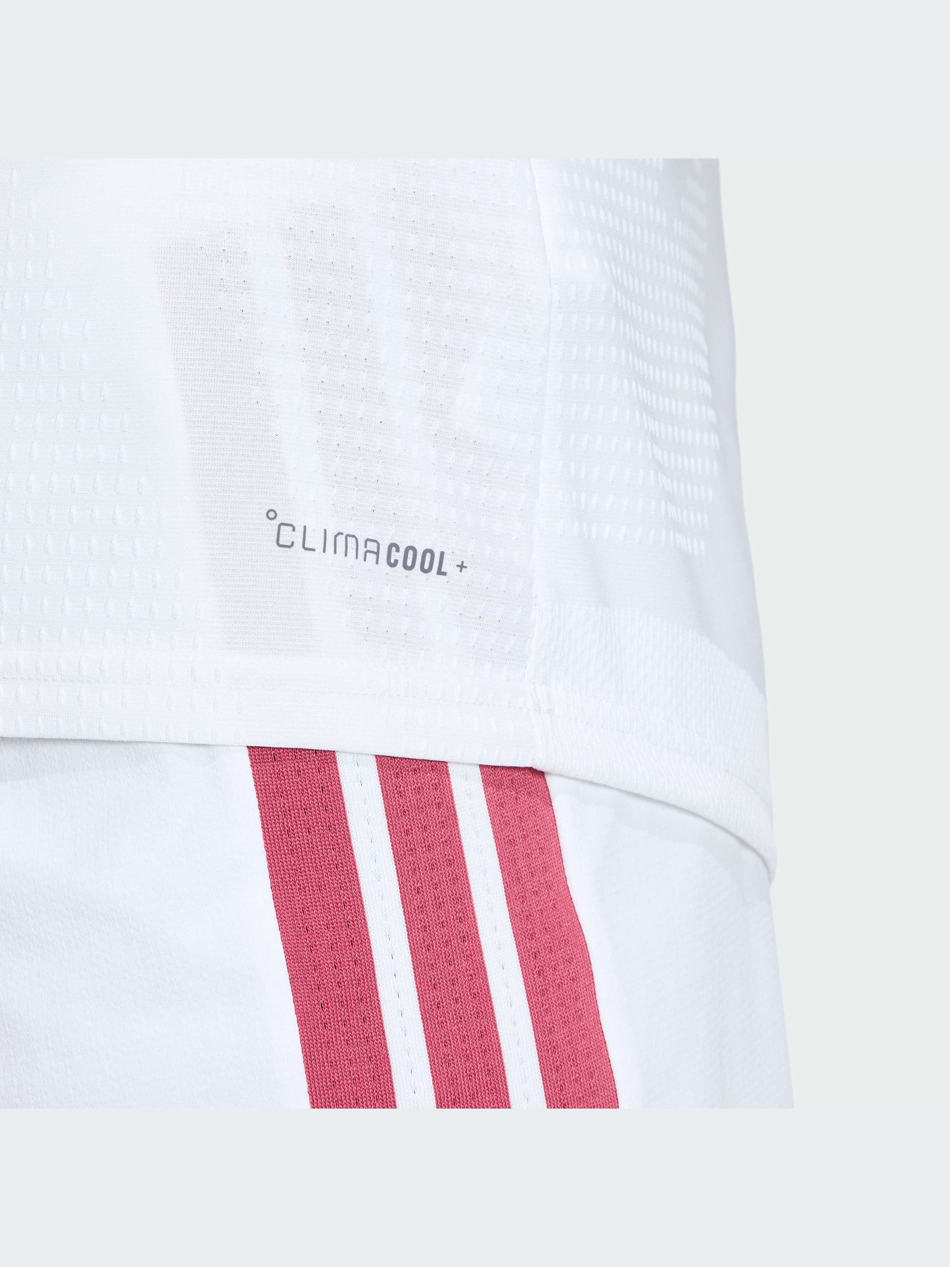 Футболки и поло Adidas модель JZ7218-KZ Футболки и поло Adidas модель JZ7218-KZ Фото