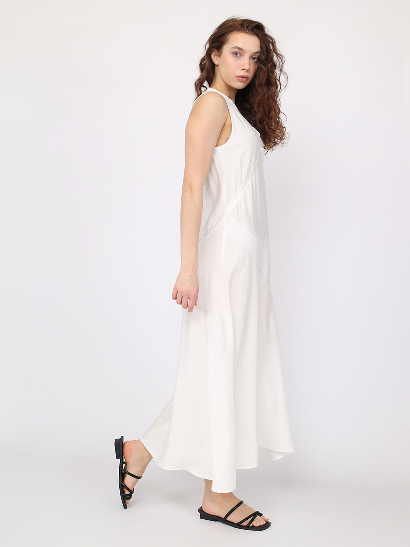 Платья YUKI модель ЦБ-00289699 Фото