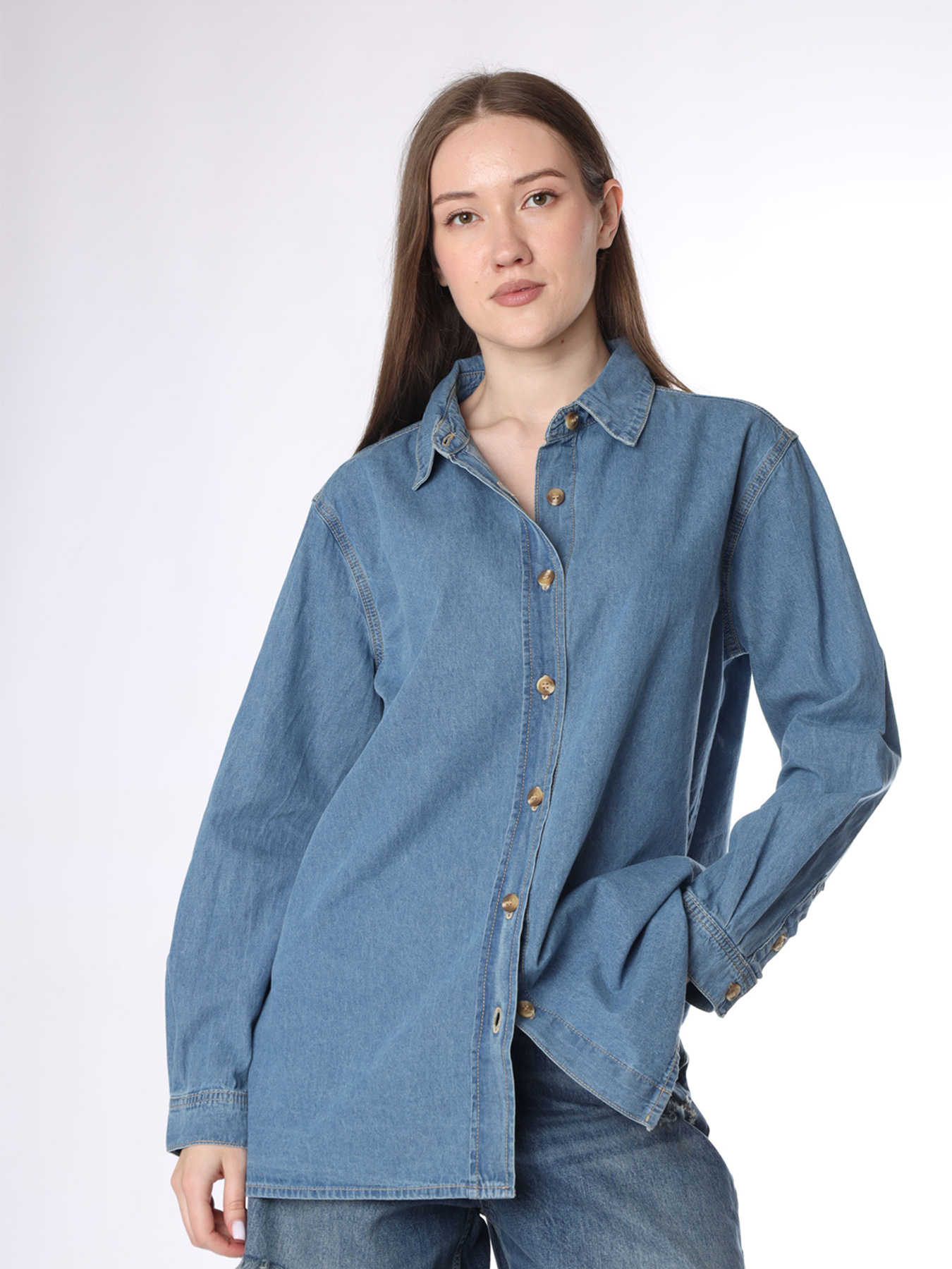 Рубашки YUKI модель ЦБ-00292061 Рубашки YUKI модель ЦБ-00292061 Фото
