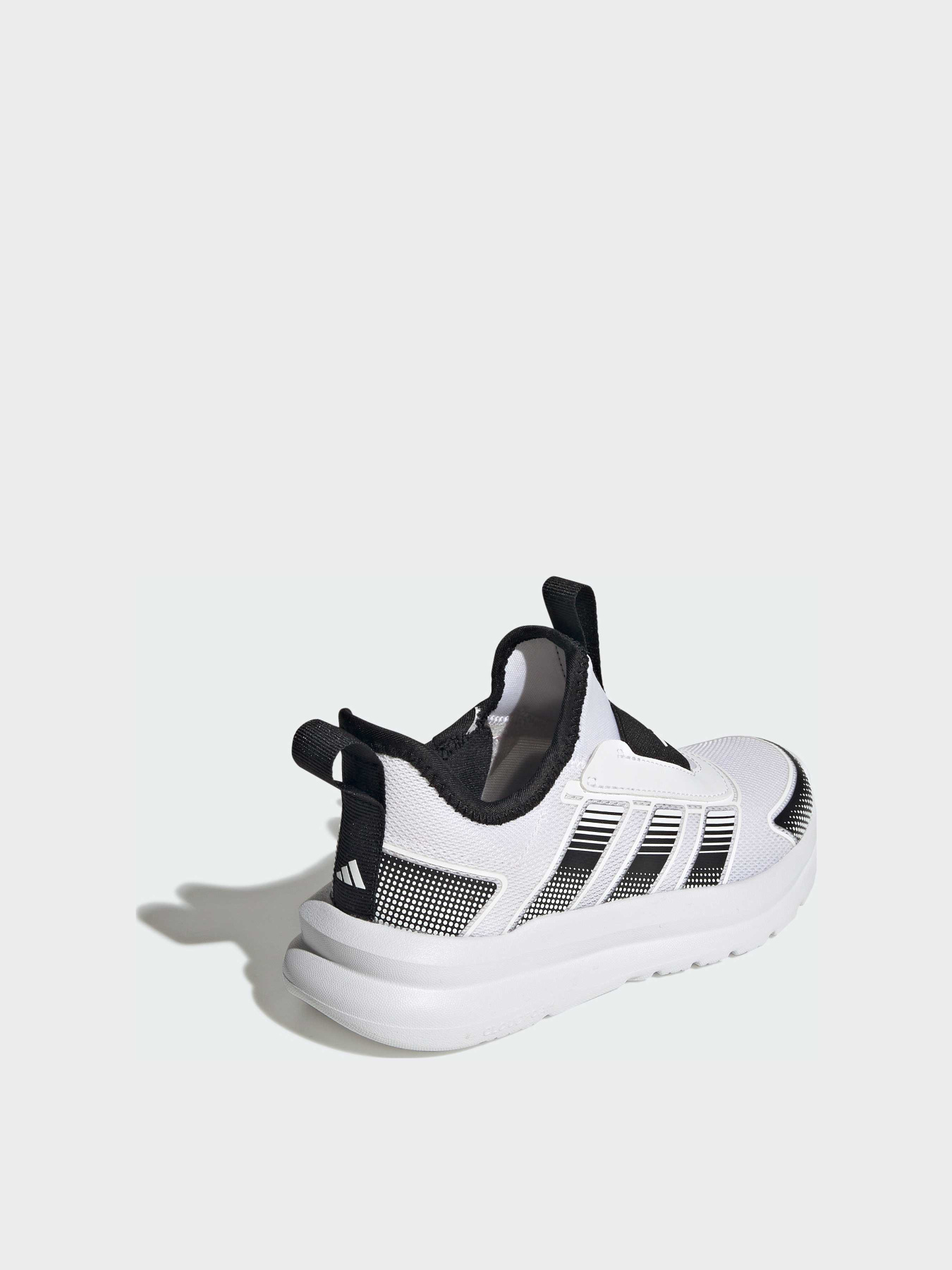 Кроссовки Adidas модель KJ6685 Фото