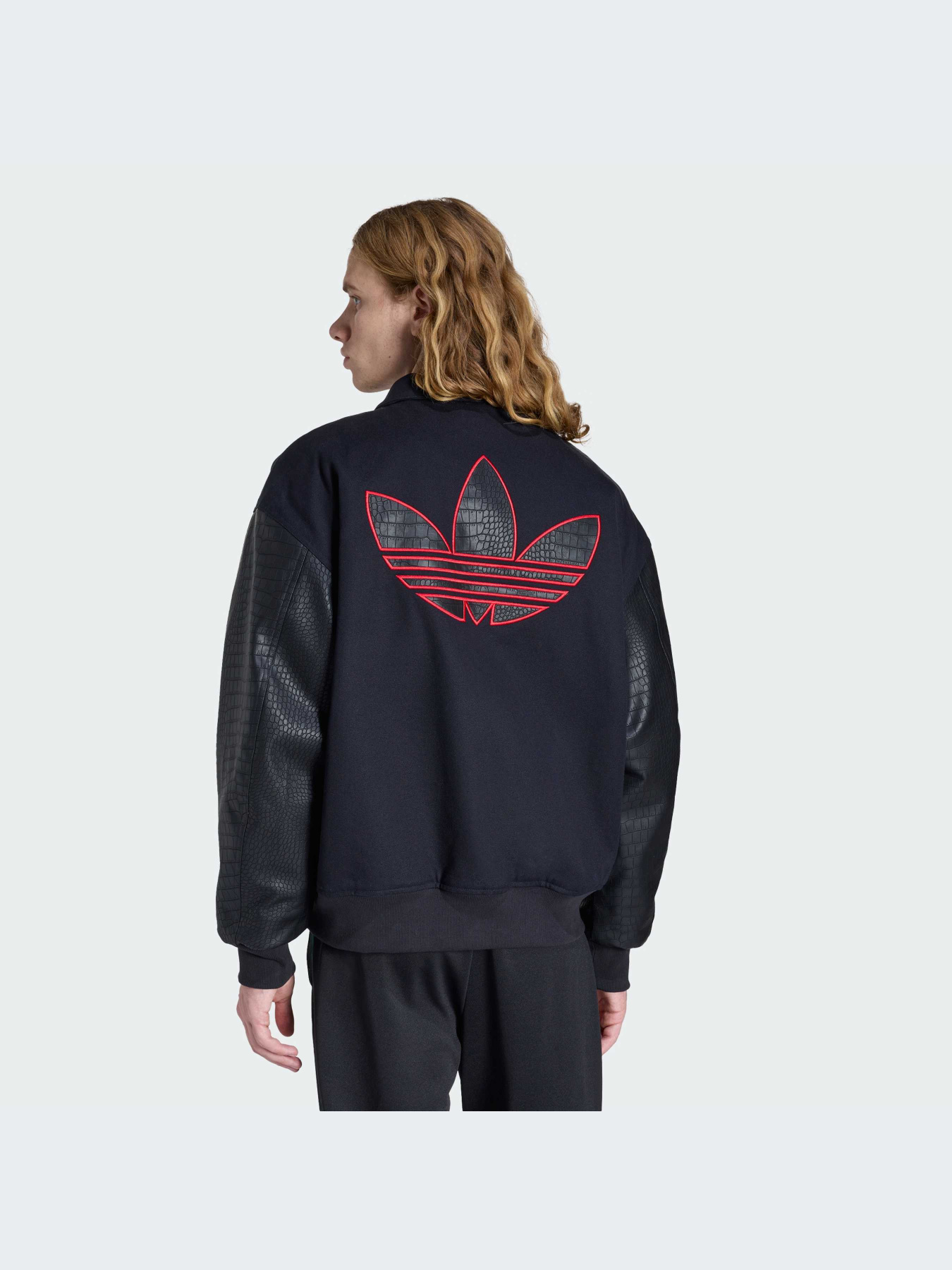 Куртки и дубленки Adidas модель KE0128-KZ Фото
