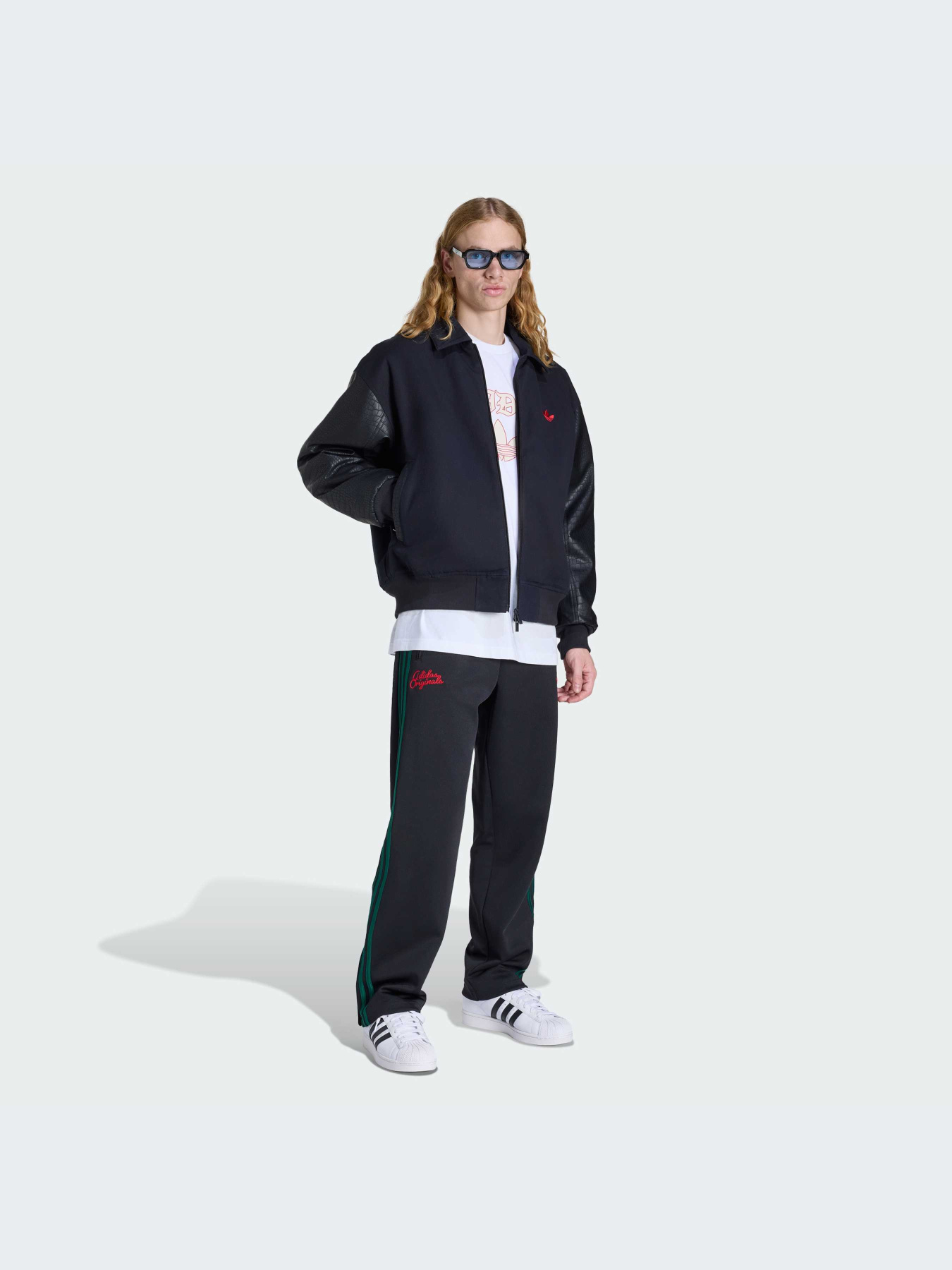 Куртки и дубленки Adidas модель KE0128-KZ Фото