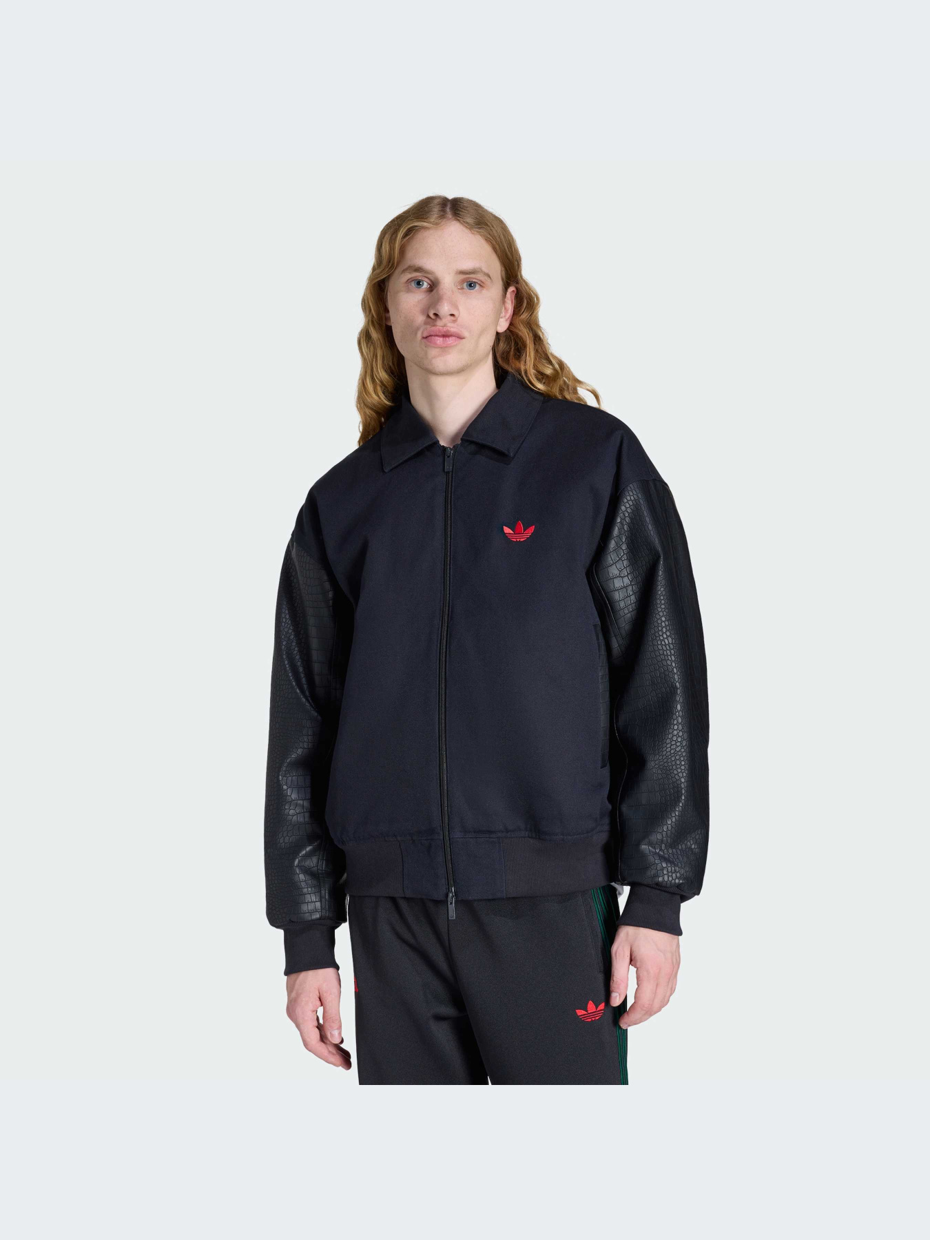Куртки и дубленки Adidas модель KE0128-KZ Фото