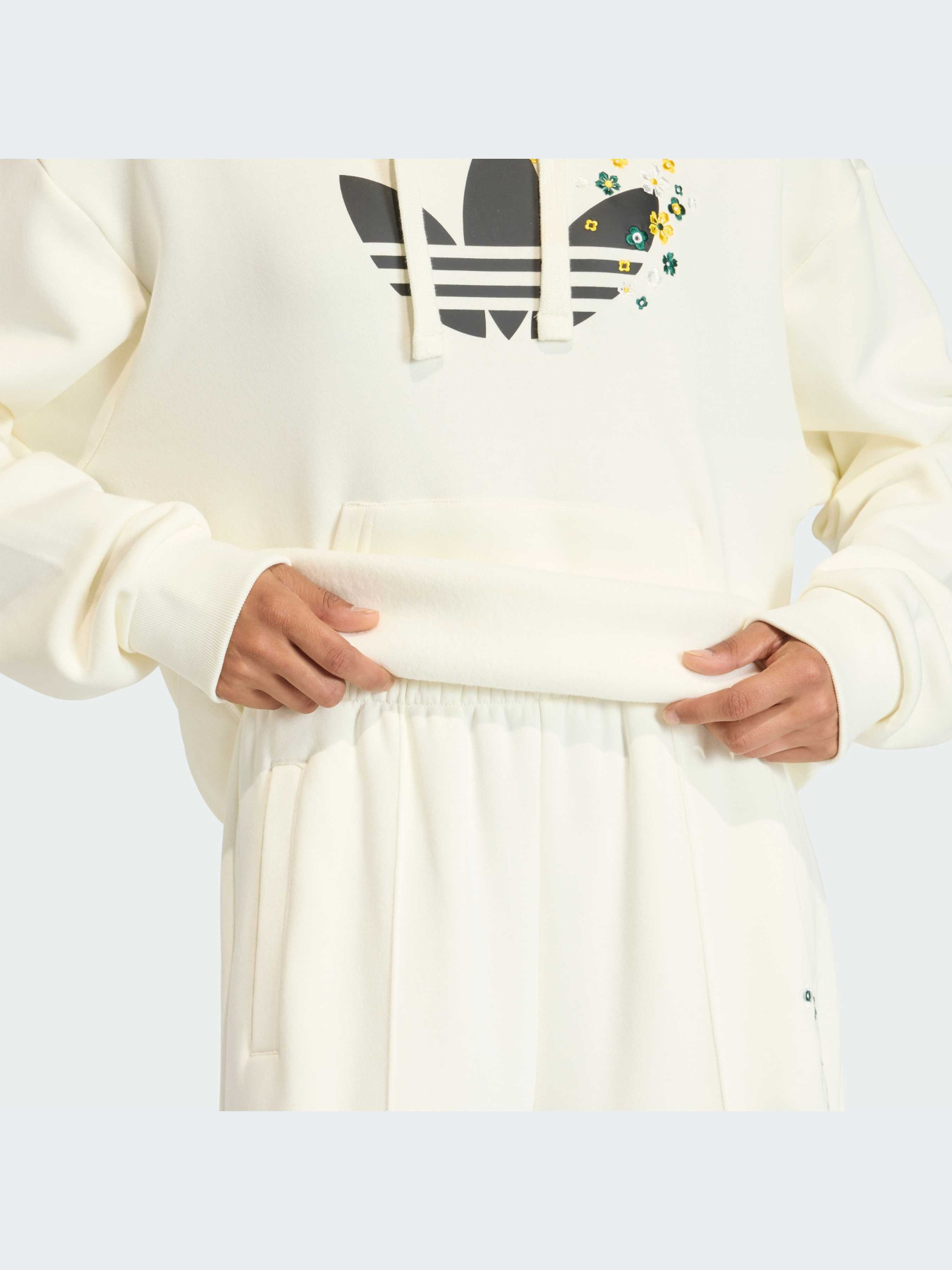 Худи и свитшоты Adidas модель KC9172-KZ Худи и свитшоты Adidas модель KC9172-KZ Фото