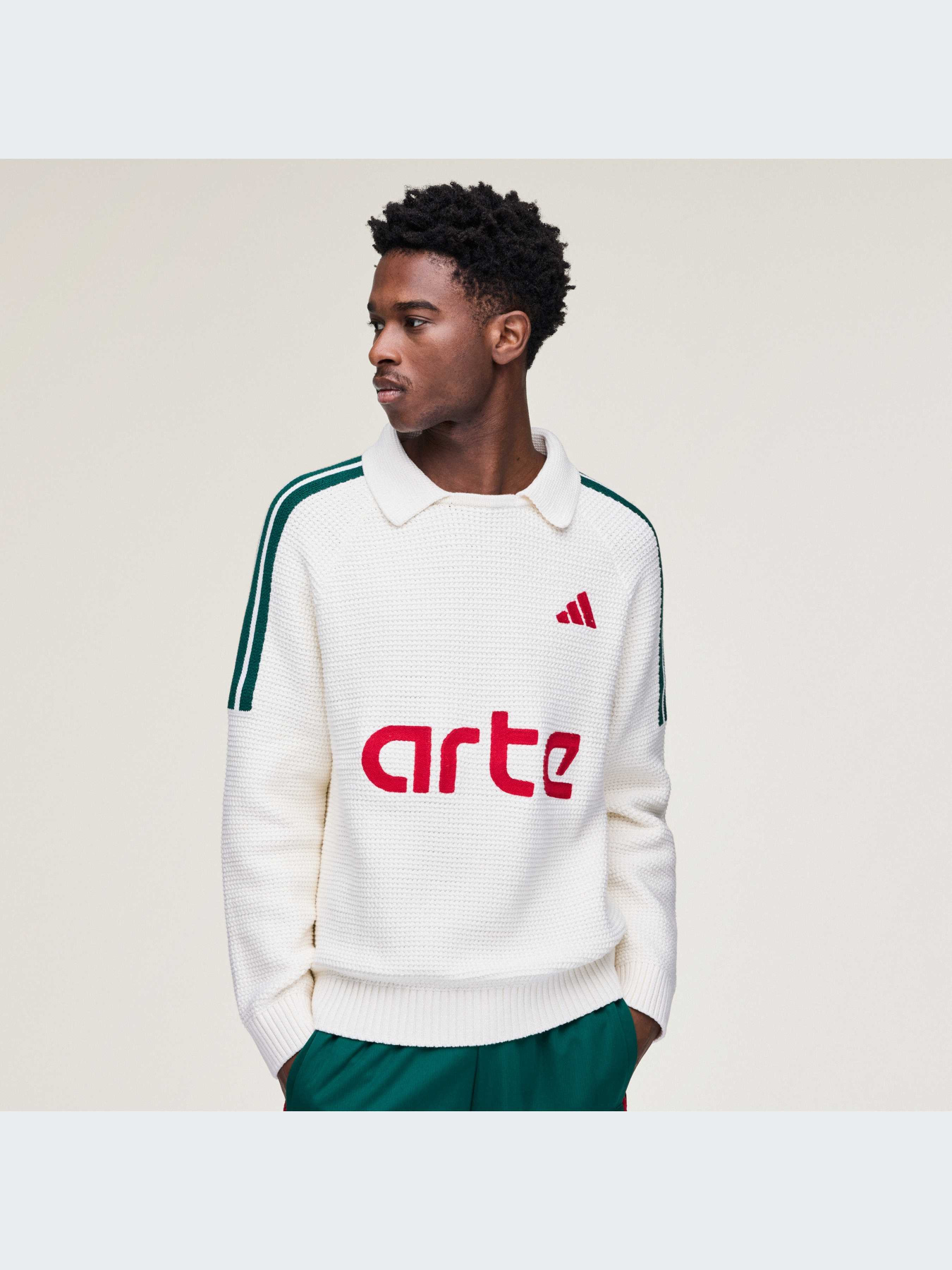 Худи и свитшоты Adidas модель KD9334-KZ Худи и свитшоты Adidas модель KD9334-KZ Фото