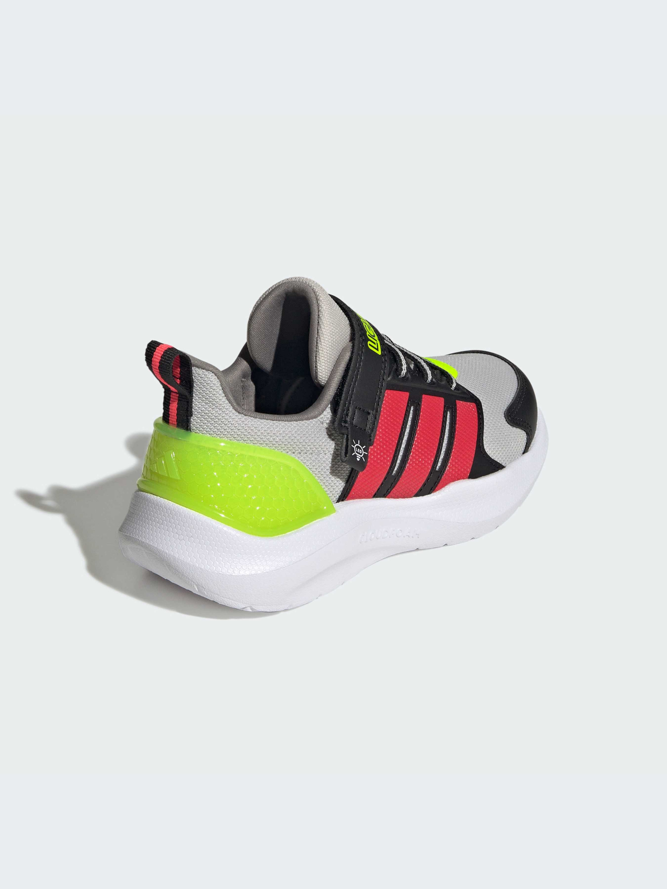 Кроссовки Adidas модель JQ4160-KZ Кроссовки Adidas модель JQ4160-KZ Фото