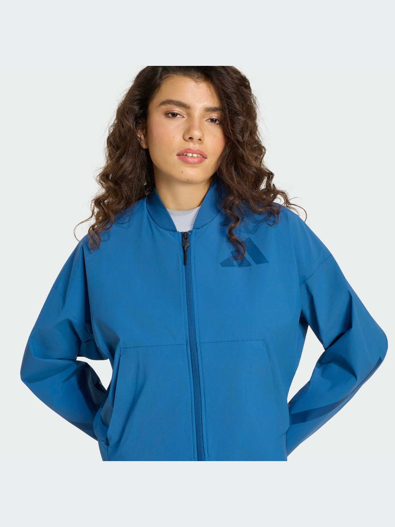 Куртки и дубленки Adidas ZNE модель KF1822-KZ Фото
