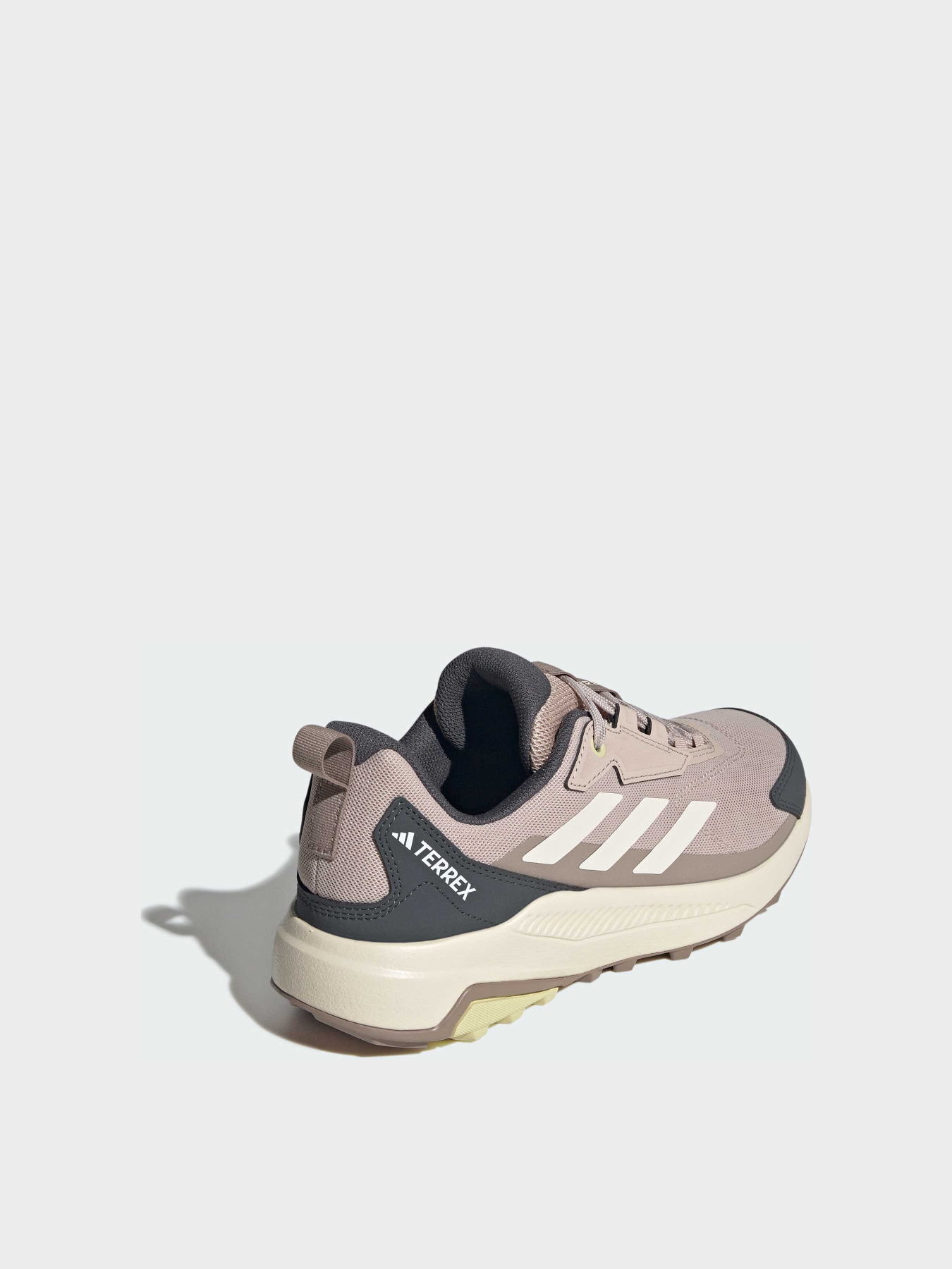 Кроссовки Adidas модель KJ0868 Кроссовки Adidas модель KJ0868 Фото