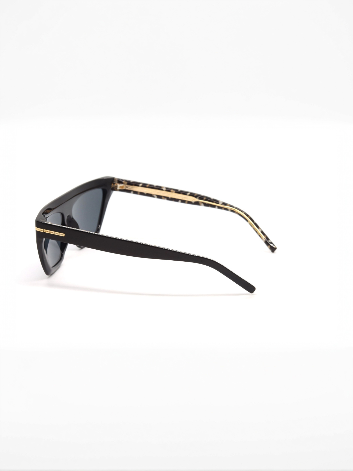 Очки HUGO BOSS модель E0000422209 Фото