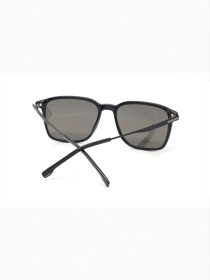 Окуляри HUGO BOSS модель E0000574675 Фото