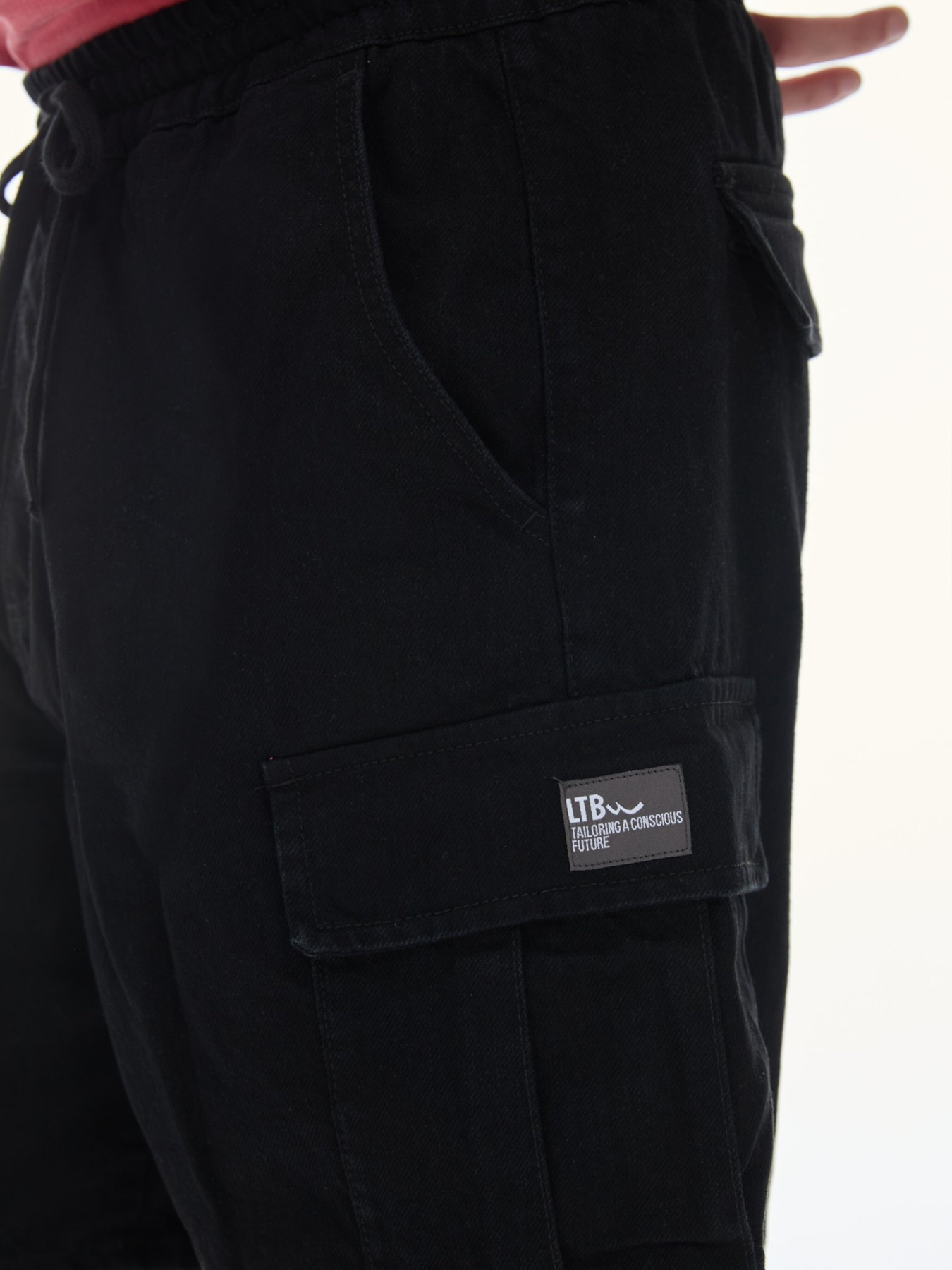 Шорты LTB Jeans модель 61200.15873.200 Фото