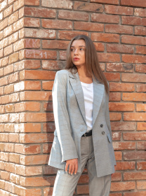 Костюми Костюм женский классический в серую клетку модель Su20021 Фото