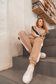 Спортивный костюм женский на молнии с лампасами модель Sp10011 Фото