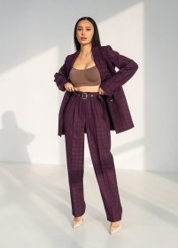 Костюмы Костюм женский классический в клетку на кнопках модель Su4001 Фото