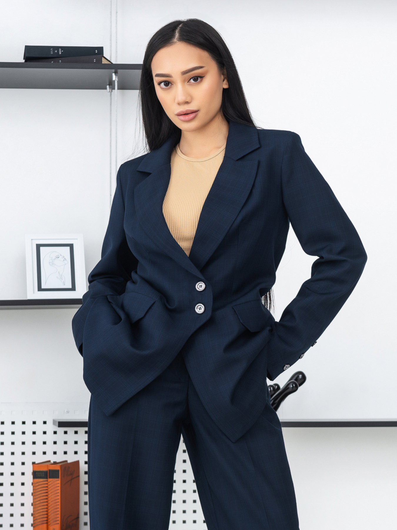 Жакет Жакет женский классический в клетку на пуговицах. модель G2oo5 Фото