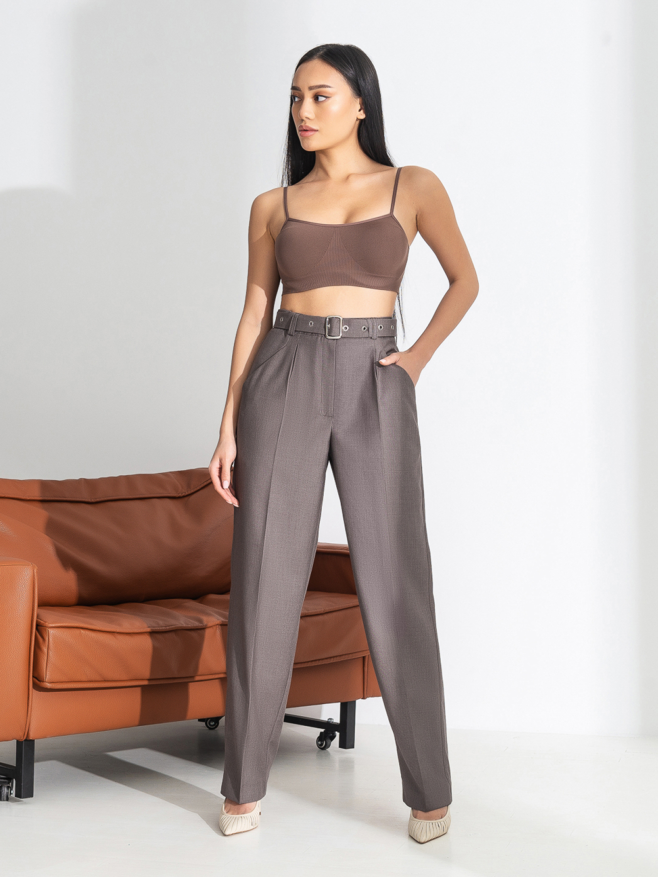 Костюмы Костюм женский классический на пуговицах. модель Su1002 Фото