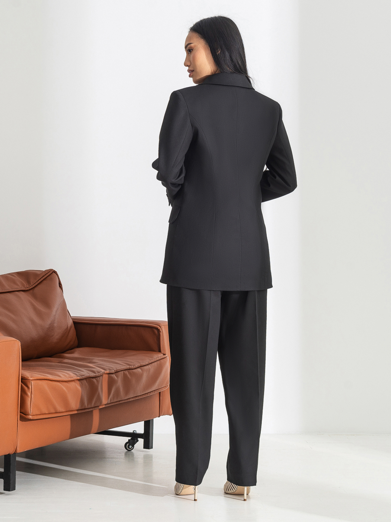 Жакет Жакет двухбортный на подкладке с двумя пуговицами модель G1oo3 Фото