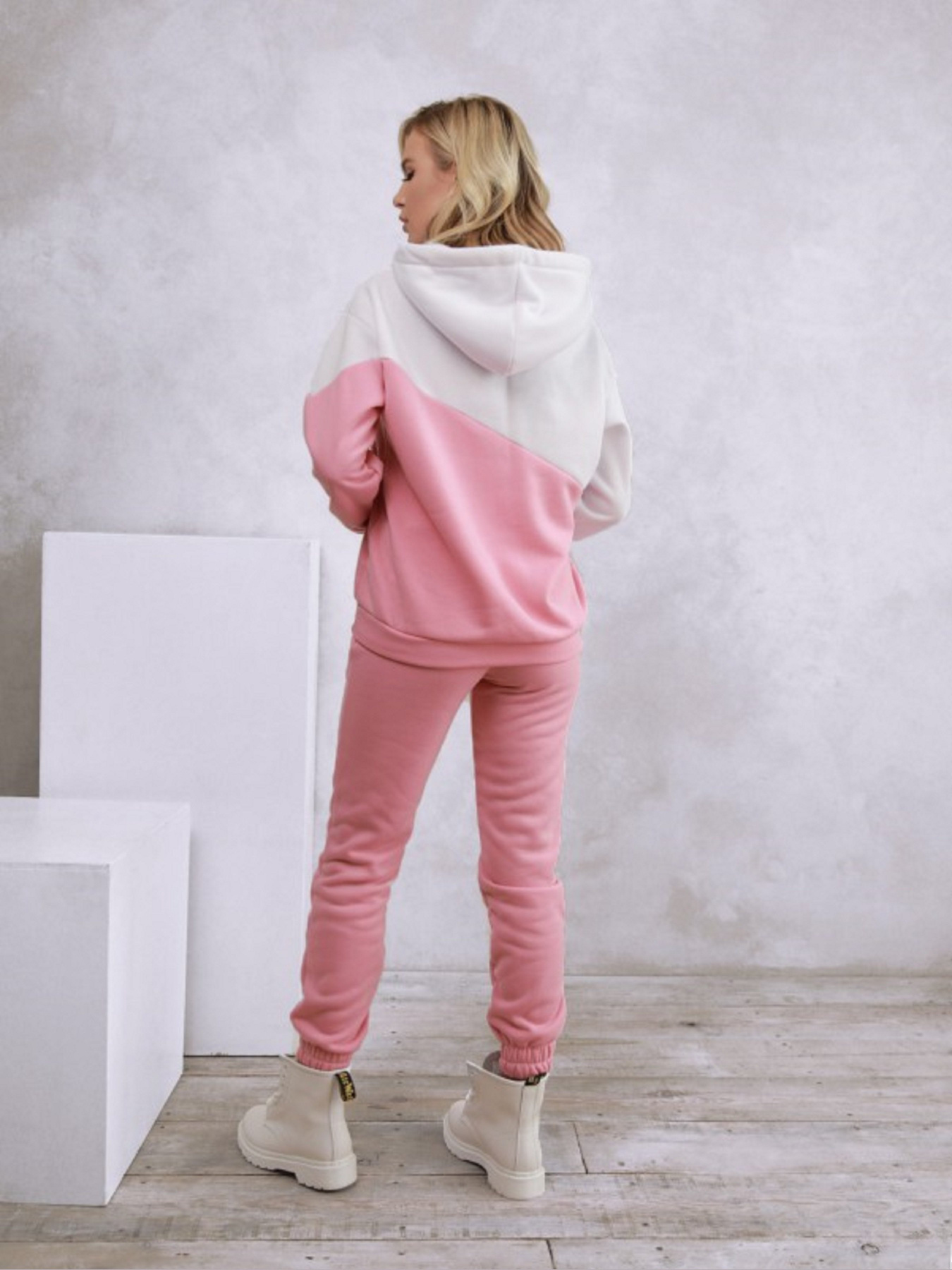 Спортивный костюм ISSA Plus модель SA-66_белый_розовый Фото