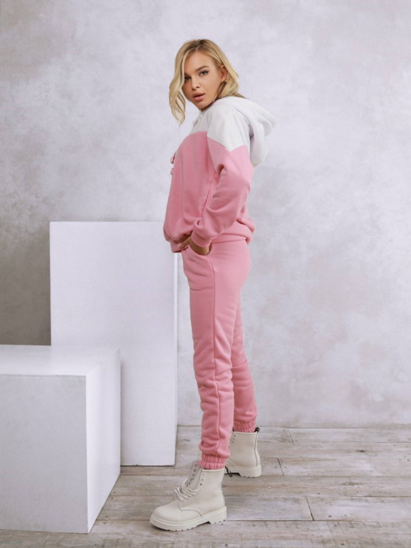 Спортивный костюм ISSA Plus модель SA-66_белый_розовый Фото