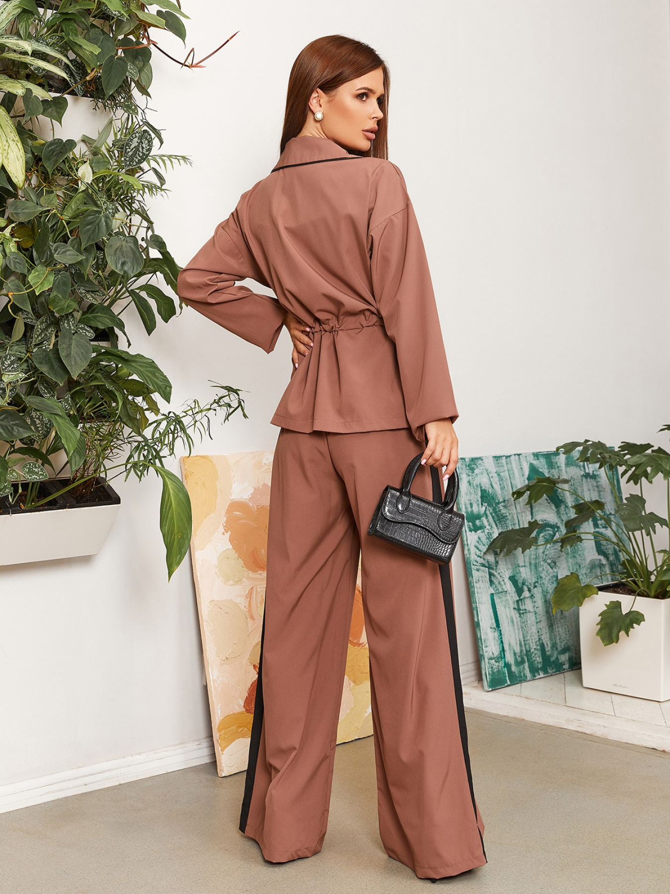 Повсякденний костюм ISSA Plus модель 12852_brown Фото