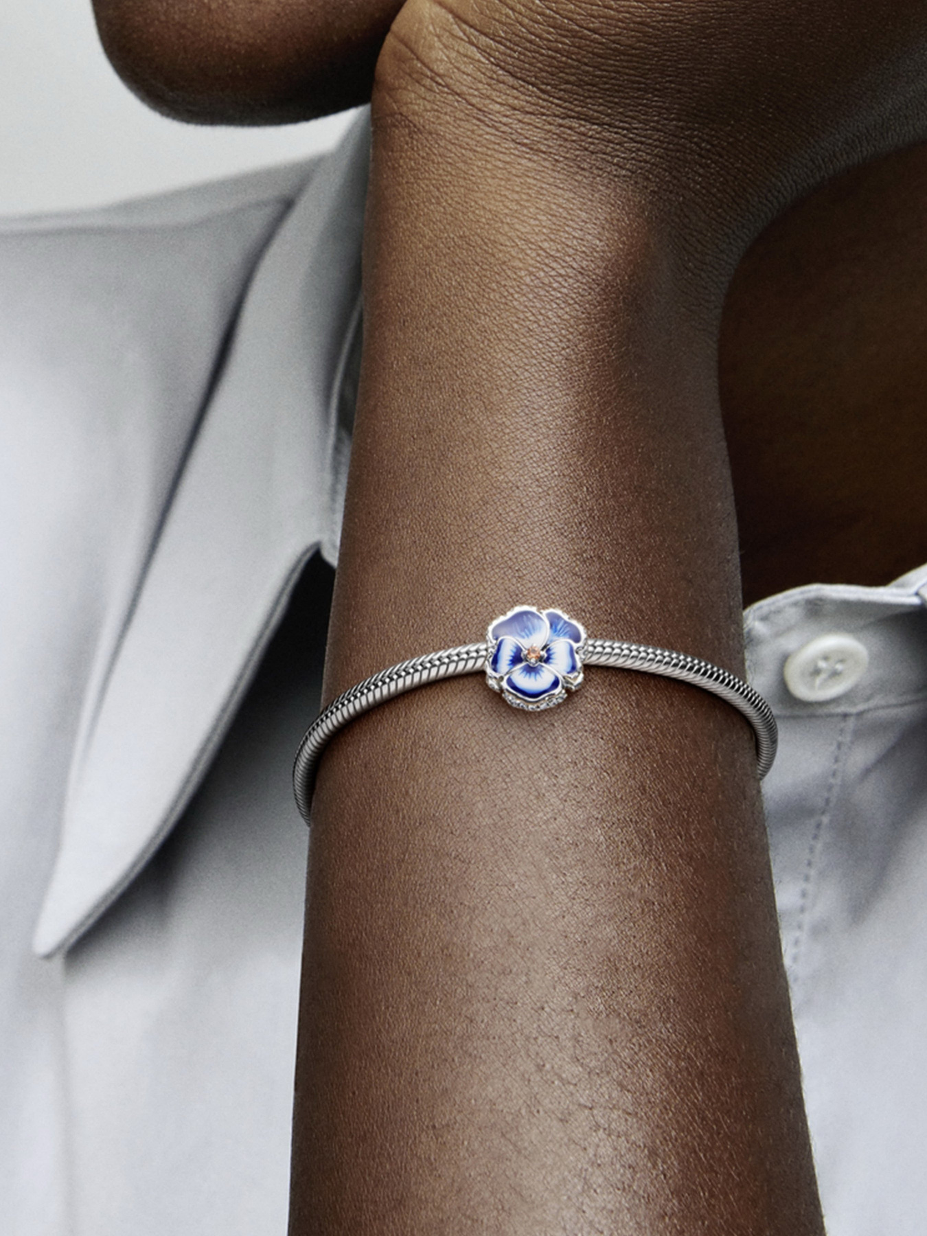 Класичні PANDORA Moments модель 790777C02 Фото