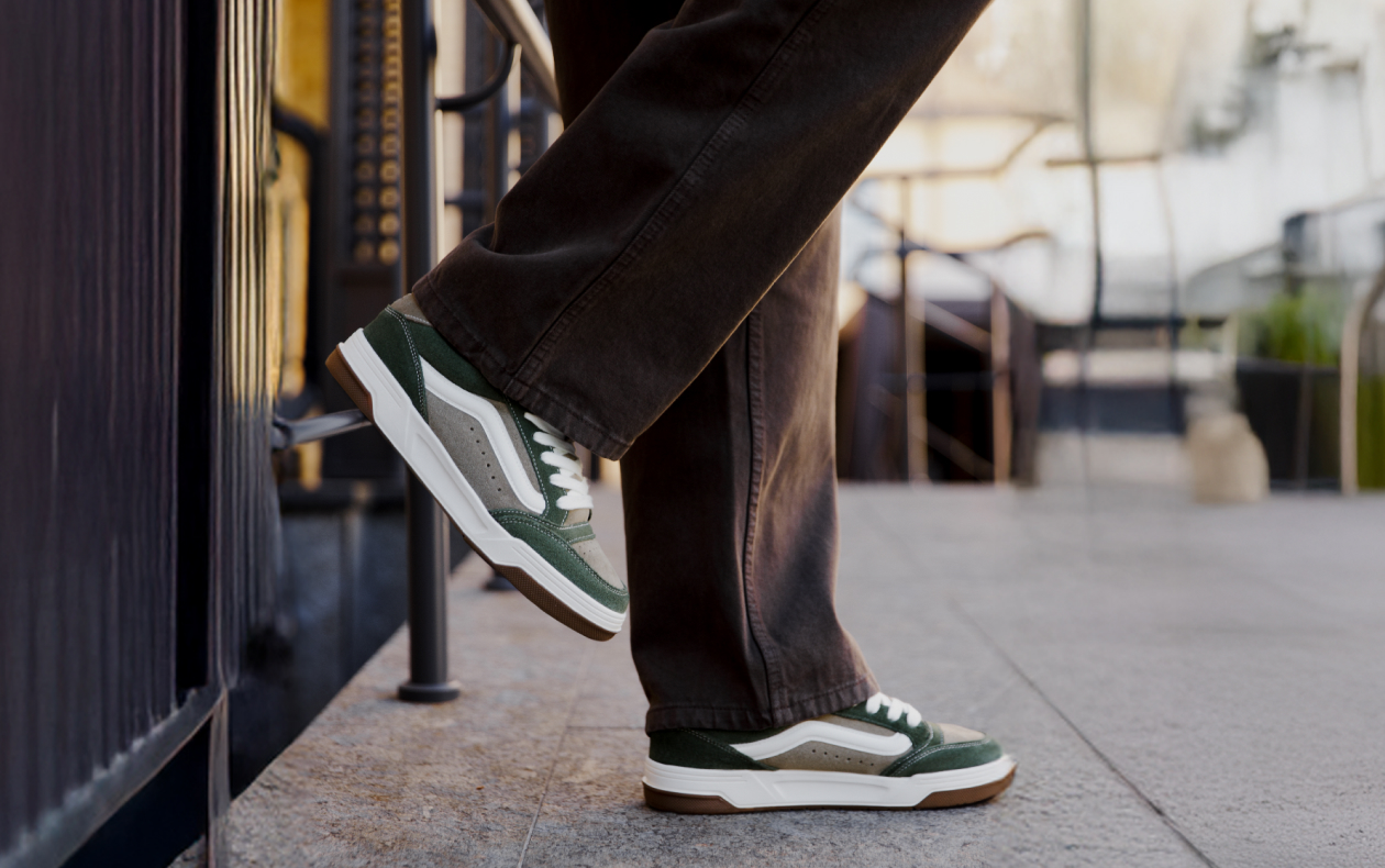 КРОСОВКИ И КЕДЫ